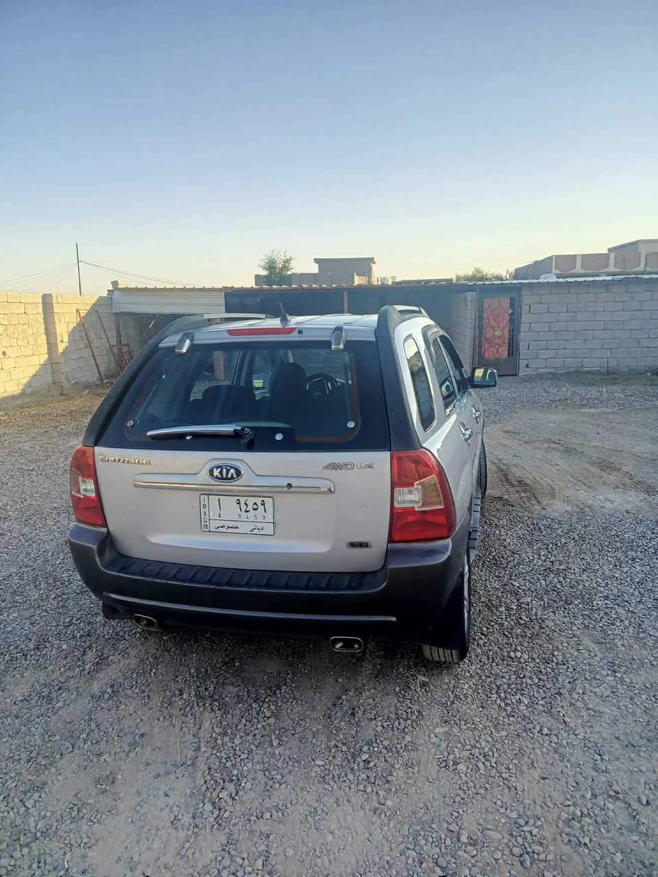 للبيع كيا سبورتج موديل 2008 رقم ديالى بسمي مكينه 6 اسلندر مكان ديالى المقدادية رقم  *********** السعر ٩٠ وبيهة مجال
