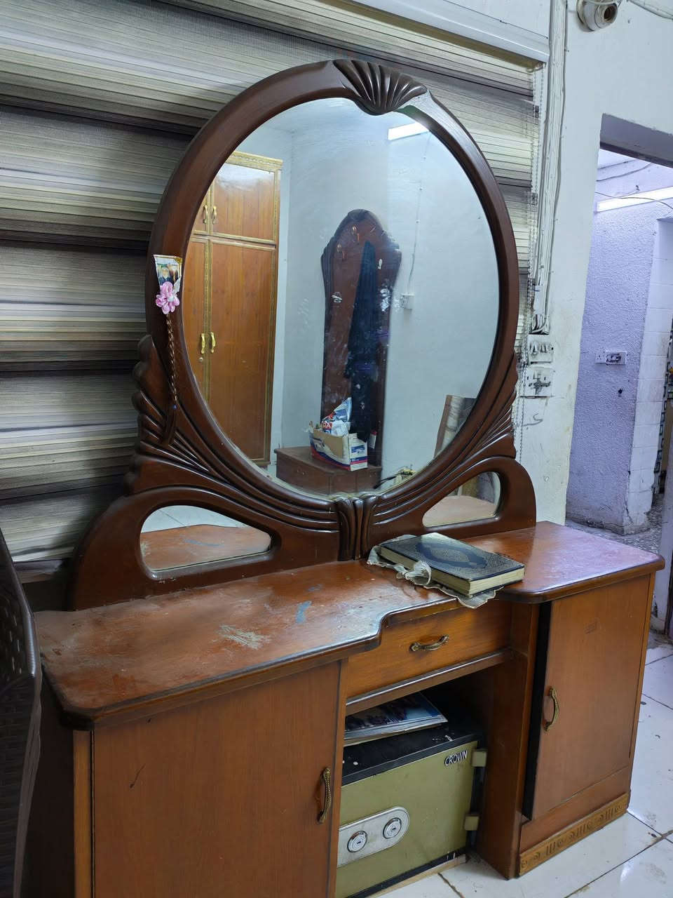 السلام عليكم غرفه نضيفه للبيع الموقع بغداد السعر 250 الف نقص بس التخت


**إذا كنت صاحب هذا الإعلان وتريد حذفه لأي سبب، رجاءا أرسل رسالة إلى الدعم الفني**