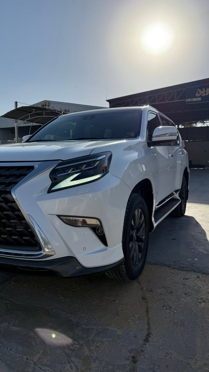السلام عليكم
للبيع لكزز gx460خليجي بريم 
اعلى مواصفات بالكزز 2020

***********
