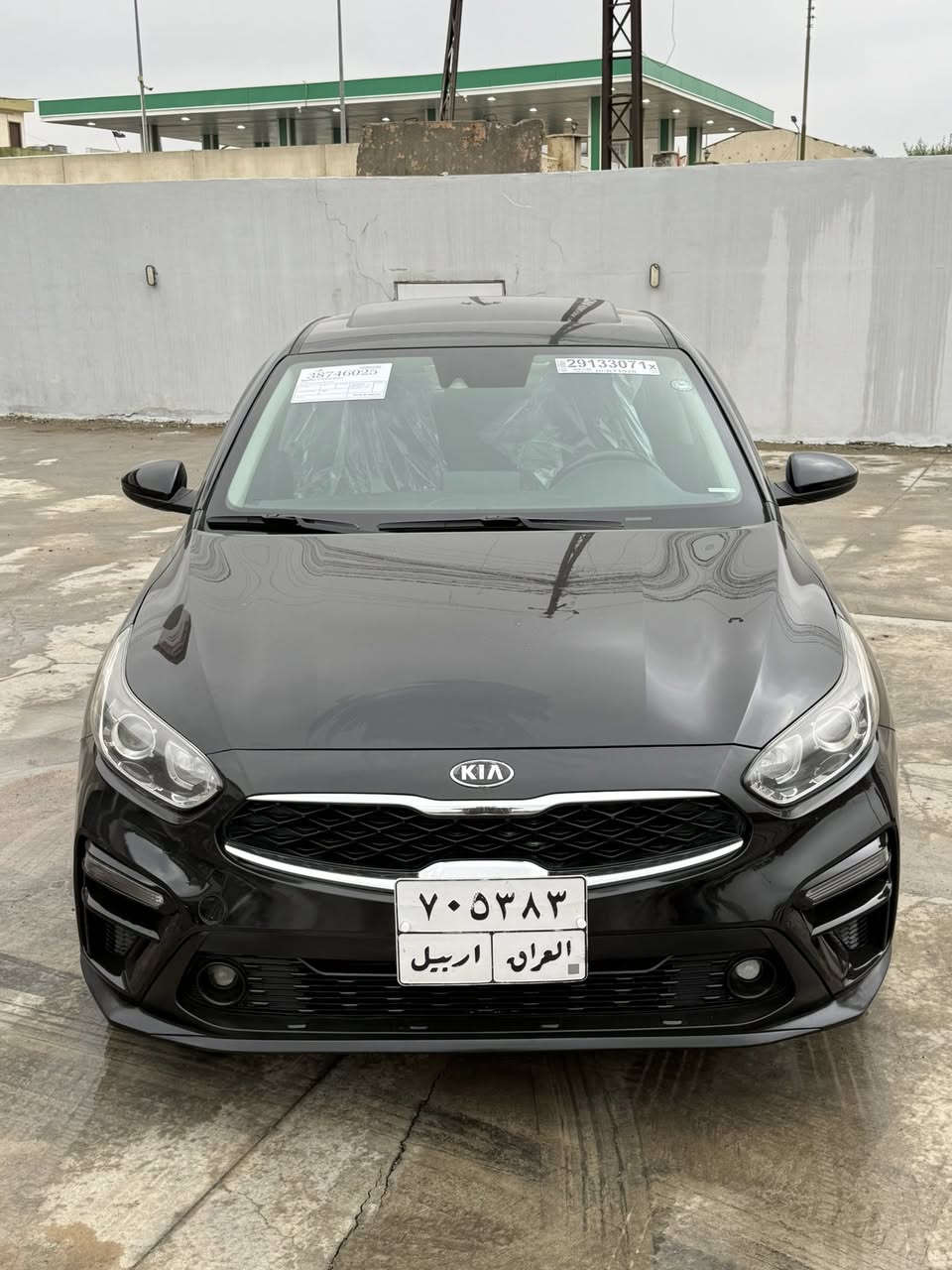 فورتي ٢٠١٩ كير At المرغوب بيها قطعتين خلفية  فول عدا بصمة كابون ورقي بيها سنوية لغاية ٢٧ السعر ١٣٥ بيها مجال سيارة عليها ادامة كلها جديدة عنوان حي الاخاء ***********
