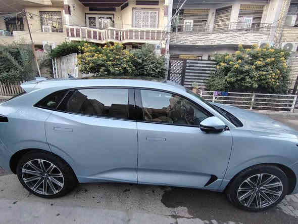 السلام عليكم

سيارة شانجان يوني كي 2023

مرقم بغداد 

Changan Uni K 2023 

لون بحري  

تسجيل DVR اثناء القيادة  

ماشية 20000 كيلو قابل للزيادة  

 حجم المحرك 2.0L Turbo

 مرتبط بناقل حركة أوتو 8 نمر

 يبلغ عزم الدوران 390 نيوتن / متر 

🐎 بقوة 233 حصان 🐎🐎

 مفتاح التشغيل بصمة 

 تشغيل عن بعد 

 بانوراما 

 فتح الصندوق كهرباء 

 دفع رباعي AWD 

 اريل نفكيتر 

حساسات أمامية 

حساسات خلفية 

لايت زينون + LED �️ بك لايت LED 

قبضات أبواب شفط

 دخول بصمة ذكي 

حجم الاطار 265/45R21

 دسك

 حساسات ضغط الاطارات �️ اشارة في المرايا الجانبية �️ المرايا قابلة للطي كهرباء 

 ماسحة خلفية 

عدد AIR BAG 6

 هاند بريك كهرباء 

 ا ABS 

 دشبول شاشة ديجيتال 

 شاشة Apple Car play 

كاميرا دوارة 

 4 كاميرات 360°

الانارة الداخلية LED 

 مقود جلد حياكة  

 مثبت السرعة Cruise 

 المودات والاوامر الصوتية 

 ا Bluetooth / T YPCE 

شاحن هاتف Wireless 

مخرج منفذ الطاقة 

فحص نظام السيارة 

 انارة داخلية LED محيطية 

تتسع المقصورة ل 5 ركاب

المقاعد جلد

حركة المقاعد الأمامية كهرباء 

 تدفئة وتبريد المقاعد الامامية

ذاكرة مقعد السائق

تجاوي متحركة 

 مثبت مقعد الطفل ISOFIX 

 تبريد شاشة 

 قطعتين تبريد

أوضاع القيادة Drive Mode 

أوتو بريك

  رادار

 نظام مانع الانزلاق 

 نظام نزول المنحدرات 

النظام الصوتي SONY

دبل اكزوس 

تطعيم الدواخل ألمنيوم

السعر 36 مليون وبيها مجال 

مكاني بغداد 

للاستفسار *********** بغداد
