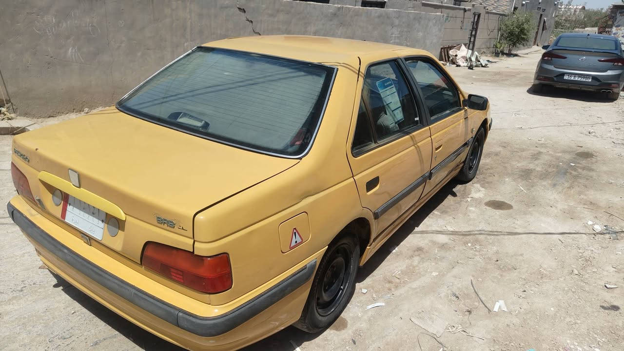 سلام وعليكم بيجو بارص موديل 15 رقم بابل سياره جاهزه من كلشي تبريد كهربائيات كله شغاله عوزه بس تايرات مكبنه بسليفون قبل فتره بدلته لا تنقيص لا تبخير مكان سياره ديوانيه مركز سعره 29 ورقه رقم لهاتف ***********
