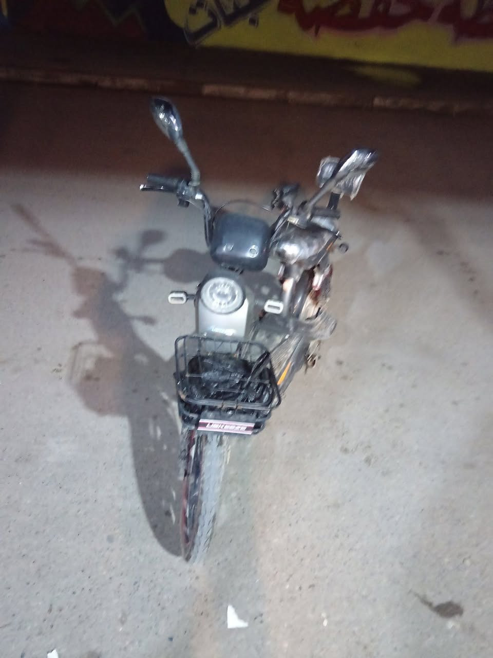 ماطور شحن شغال كلشي ما ناقصو بطارات جديد شرط ماطور برغي ما ناقصو ادفع سعر 
رقمي ***********
