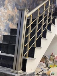 عمل كافه انواع المحجر الدرج بسعر 45/الف  المتر   سعر الدنكه الكرستال ١...