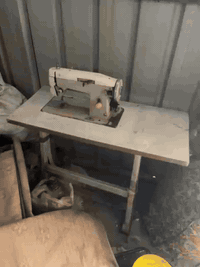 السلام عليكم مكينة خياطة البيع العنوان مدينة الصدر ***********
