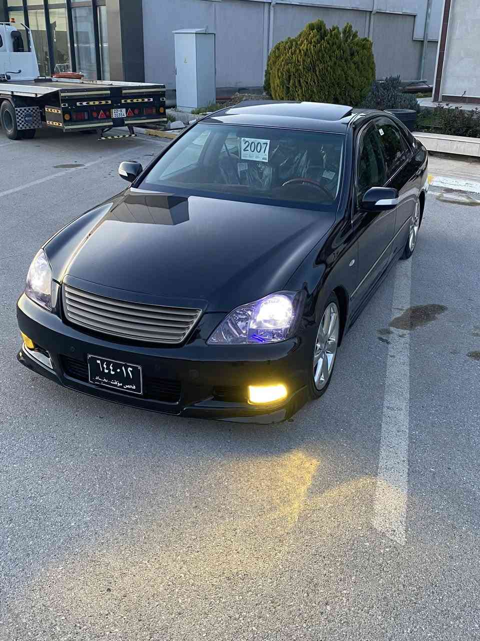 سەرەتا بەناوی خوای گەورە
ماشاءاللە لە ماڵی هەموو لایەک تاقانە و پاکەتی 
شاهینە ساغ ساغ بێ بۆبیاخی ئەوروپاشی نیە 
گێڕ گەورەی مەکینە بچووک ئاڵتوون بازار 
قەپات قەپاتە سڵاید و جڵد و هیتەر و ئاوینە ئیشارەت
ئیمپی فایەر و تایەو ویلی لۆکی دینگە ئیستیل بەس ماشاءاللەی ئەوویی هەموو گیانی بەشەرت کەڤەر گۆڕاو شەنسی کۆسەرە و دەعموو لیدرا و گێڕ و مەکینەی بە شەرت سەیارەکە تا بڵیت جوانە عەتەڕی تیئاڕدیە ١٤٤ هەزاری حەقیقی رۆشتوە بە شەرتی ١٠ سۆنەر و ١٠ فیتەر 
شوین سلیمانی 
ژ.م ***********
سعری ٨٧ گەڵا و معامەلەیەکی برایانە 
گۆڕینەوە ناکەم بەس فرۆشتن
