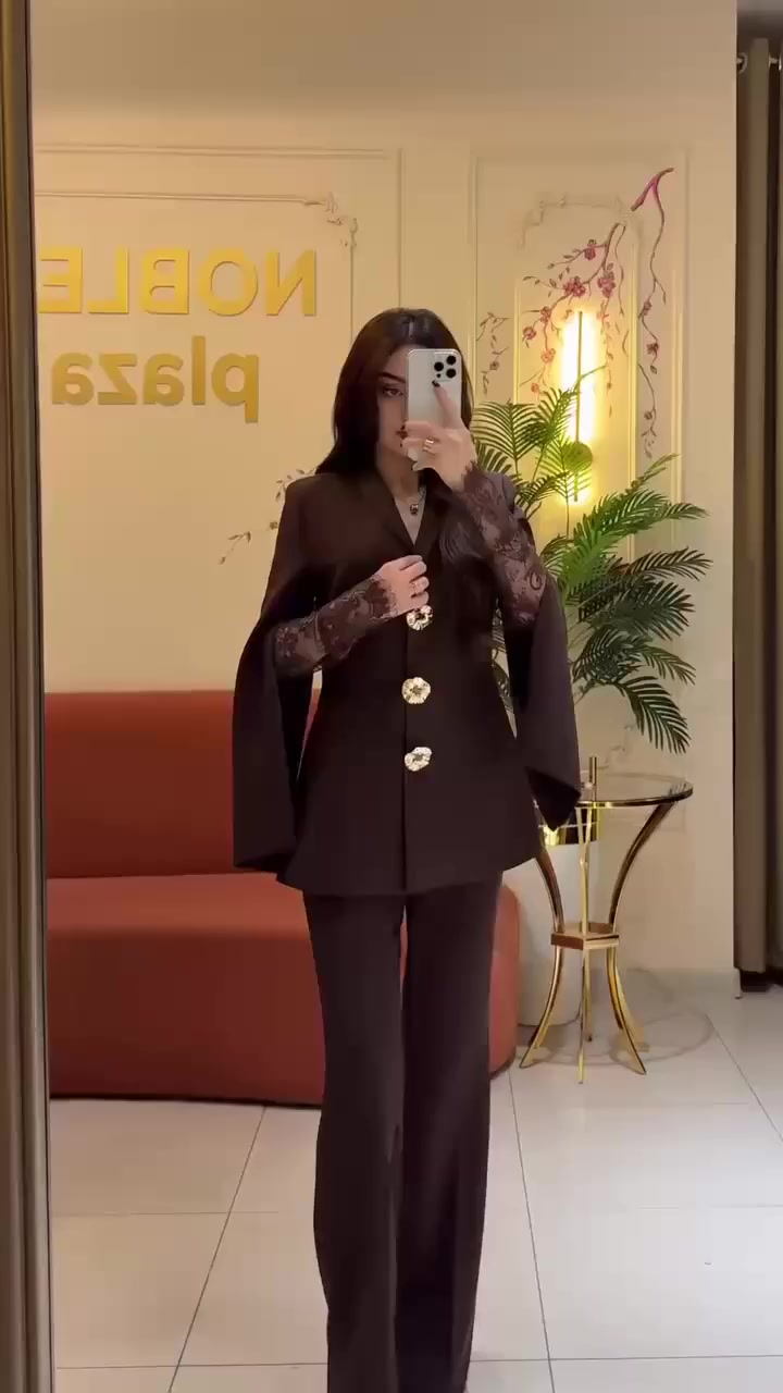 طقم رويال 🎗✨️
قماش كريب مع تفاصيل دانتيل ناعمه 
الالوان : خمري❤️ ، اسود 🖤، بني 🤎 
المقاسات : 36 38 40 42 44 46 
السعر : 32 jd


**إذا كنت صاحب هذا الإعلان وتريد حذفه لأي سبب، رجاءا أرسل رسالة إلى الدعم الفني**