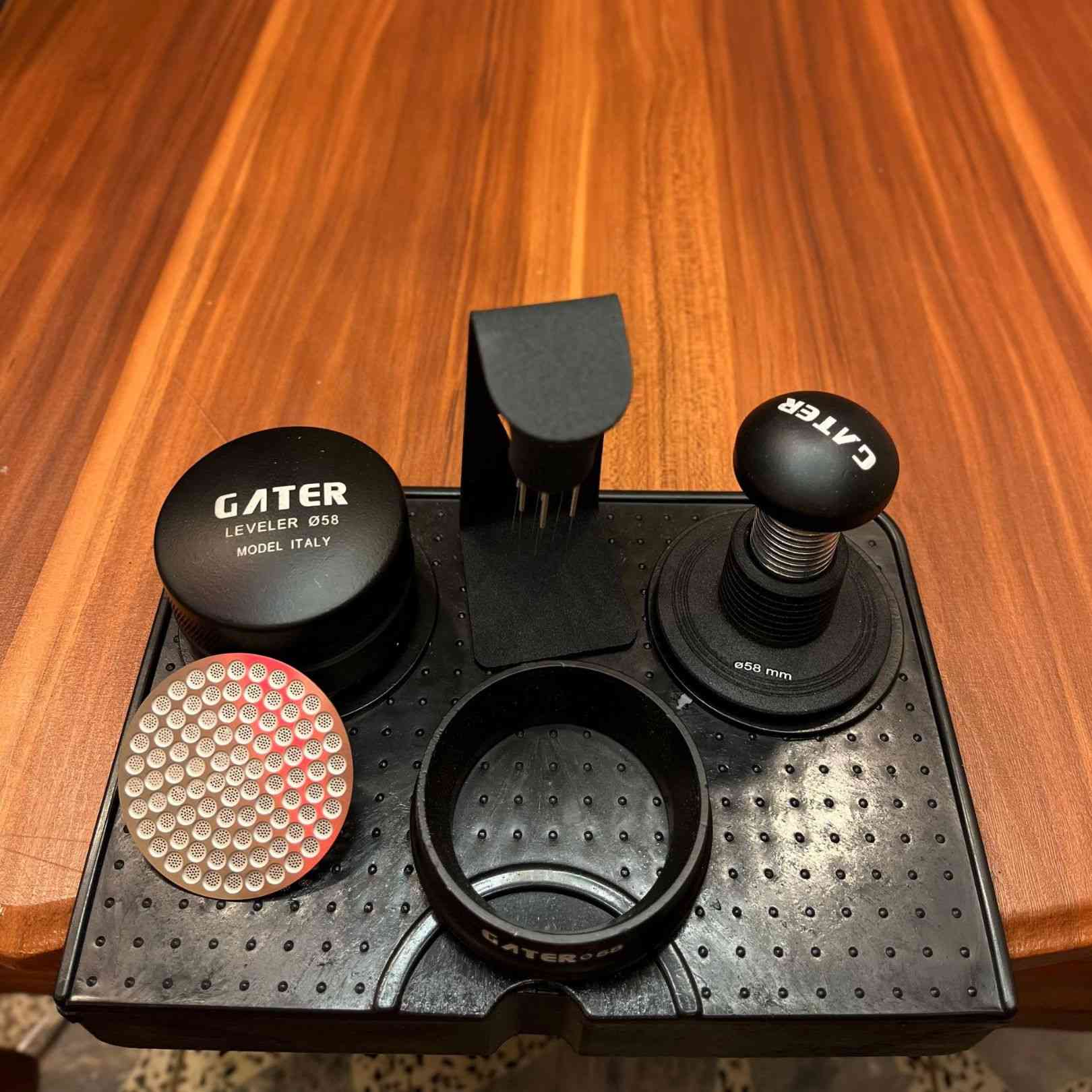 ✨ تتوفر بعدة أشكال بكجات مختلفة
📏 متوفرة بقياسين: 51 مم و 58 مم
حتى تناسب أغلب مكائن الإسبريسو المنزلية والاحترافية.


**إذا كنت صاحب هذا الإعلان وتريد حذفه لأي سبب، رجاءا أرسل رسالة إلى الدعم الفني**