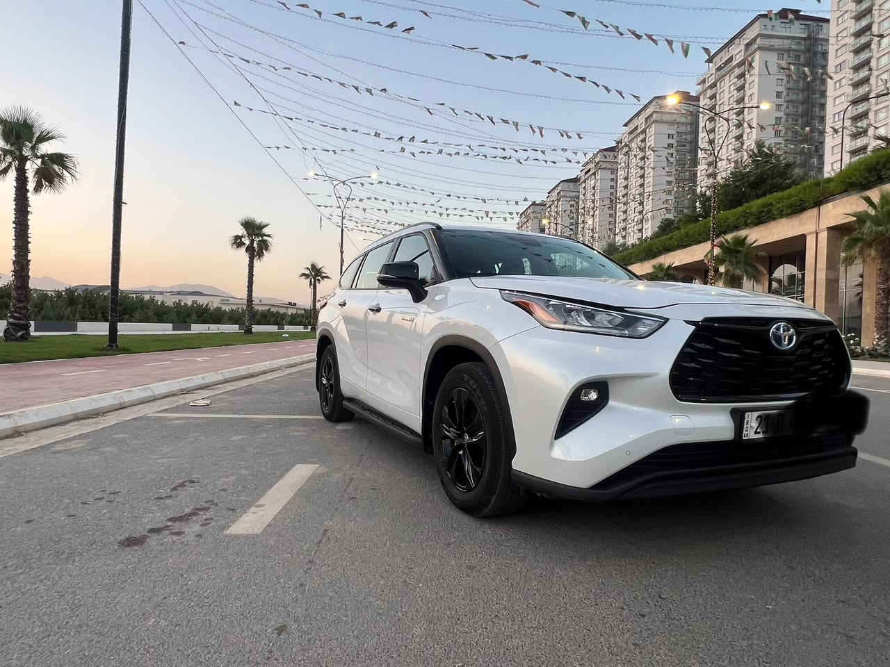 السلام عليكم للبيع هايلاندر
2024
خليجي 
شركة ساز
محرك2.5
هايبرد
مواصفات 
فول بلاك بدشن
7راكب
مرايه شفت
8ايرباك
شحن وايرليز
كراسي كهربائية 
هيند بريك بصمه
السياره  
مواصفات بعد بيها
رقم جاهزوبأسمي نفس اليوم تحويل

السياره شخطه مابيها
مكانها السليمانية للاستفسار الاتصال بالرقم يوجد واتساب لتفاصيل اكثر 
***********
