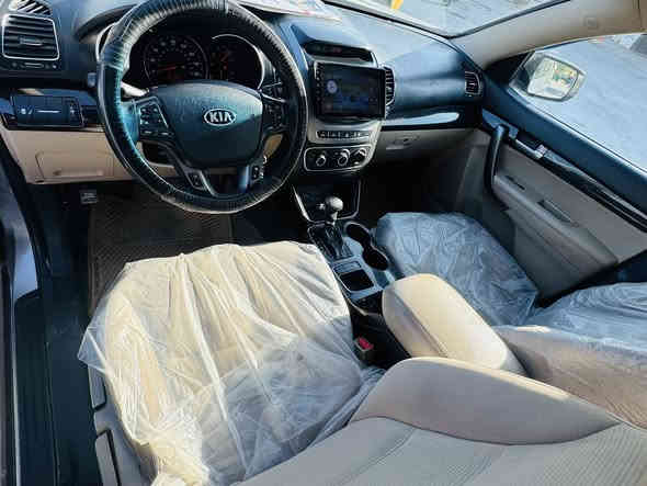 سورنتو موديل 2014 رقم بغداد محرك 6 سلندر سونار مرفق ب صور 
***********
غير متواجد ع الفيس
