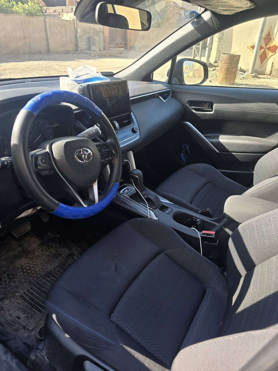 كورلا كروس هايبرد ٢٠٢٣ se بدون تعديل او صبغ فقط الدعامية الامامية ايرباك ستيرن وركبة 
السعر ١٨٠ ورقة وبيها مجال 
تفاصيل واتس اب او اتصال 
***********
