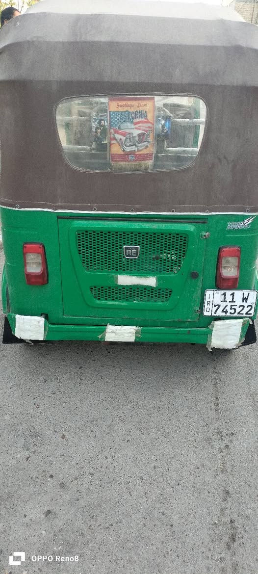 السلام عليكم التكتك لبيع موديل 2021 شهر 12 تكتك مكفوله بس بيه ضربه بل تكمه شي بسيط
مكاني حسينيه الي يريده يخابرني هذه رقمي السعر 8 400 مجال 
***********
