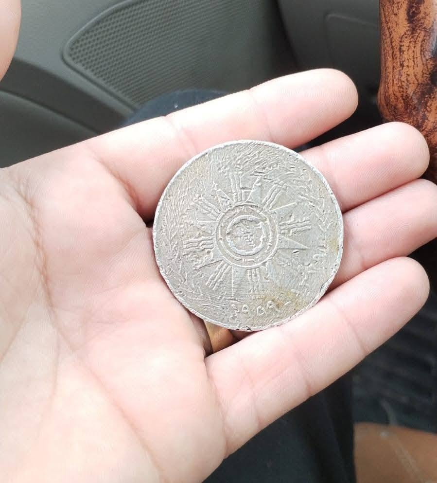مسكوكة عبدالكريم قاسم ذكرى ثورة ١٤ تموز
السعر ٦٠ الف قفل 
يتوفر توصيل


**إذا كنت صاحب هذا الإعلان وتريد حذفه لأي سبب، رجاءا أرسل رسالة إلى الدعم الفني**