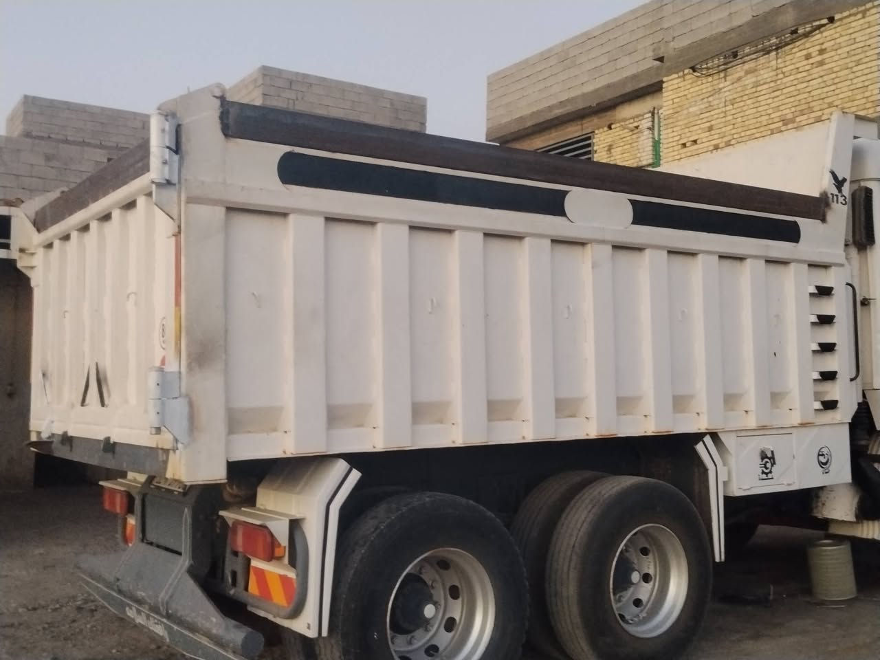 اسلام عليكم بدي للبيع دك لموصل طول 4/60 جديد كلش ولسعر على رقم لهاتف ***********
