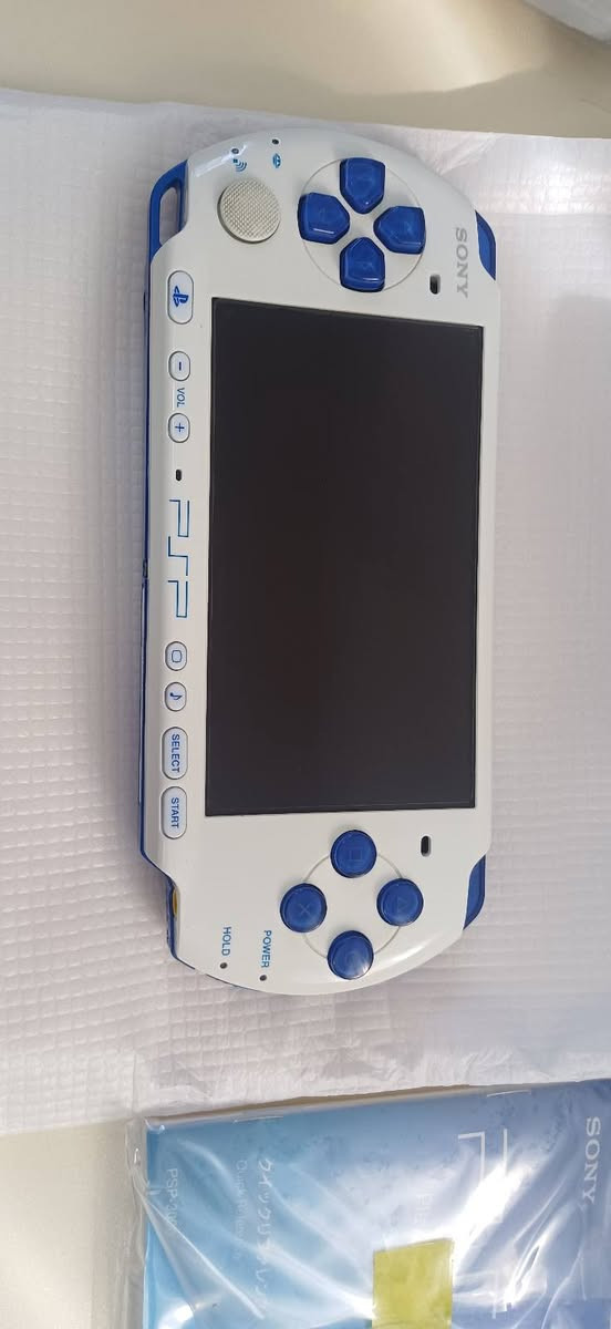 PSP 3000 White Blue Value Pack
معه شاحنه 
٢ ذاكرة اصلي سوني
شاحنه 
جنطه اصلي سوني و نادر
الكارتون مطابق

بدون بطارية 
الشاشه فوگ(yellow)
الجهاز لم يفتح ولا زال الملصق موجود
سعر ٢٥٠ الف قفل

🇮🇶موجود توصيل في كل مكان في العراق


**إذا كنت صاحب هذا الإعلان وتريد حذفه لأي سبب، رجاءا أرسل رسالة إلى الدعم الفني**