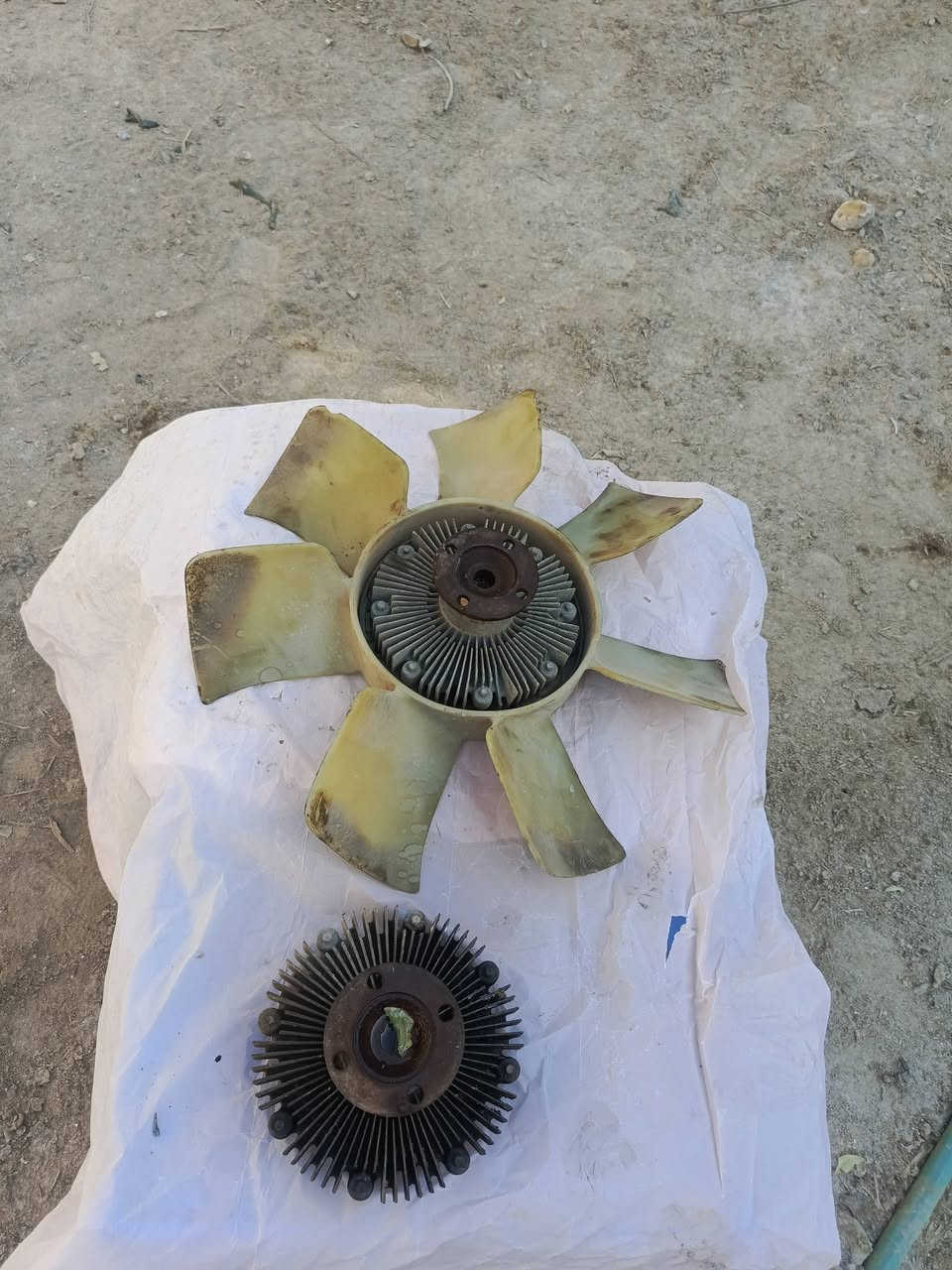 السلام عليكم غراض بطه تفصيخ شرط جديد السعر جوه السوك حسب الحاجه اتصل وبيك خير وتدلل مكاني ناصريه سوك الشيوخ ***********
