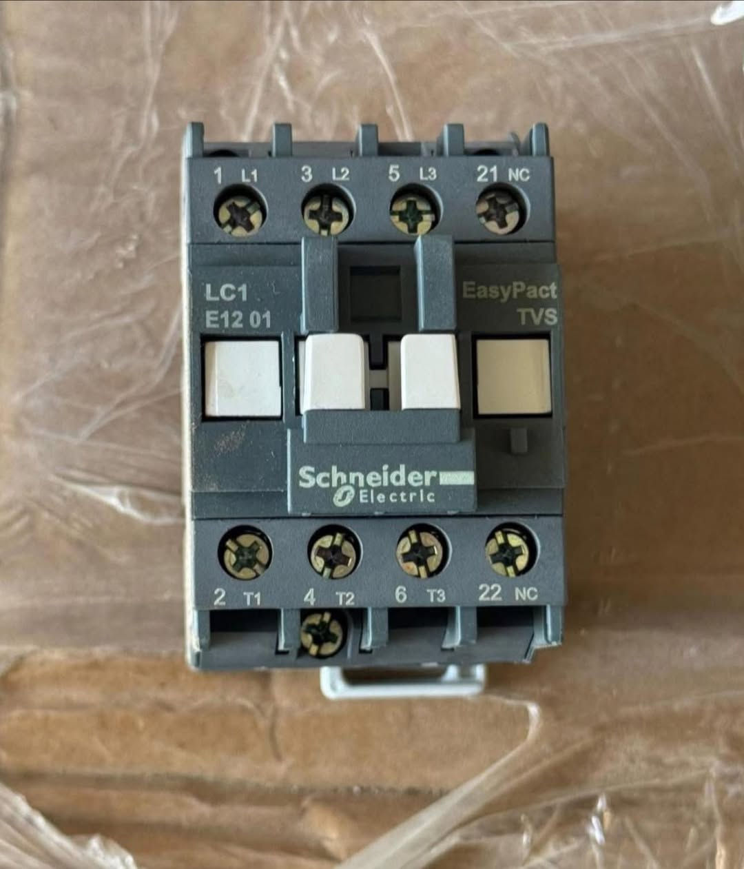 كوندكتر شنايدر أصلي جديد بالباكيت
👈٢٥ /٣٦ أمبير 👈كويل 110 فولت 👉

                               👈٨ ألاف👉
بغداد عكد النصارى 
***********
👈وتوجد خدمه توصيل لكافة ألمحافظات 👉
