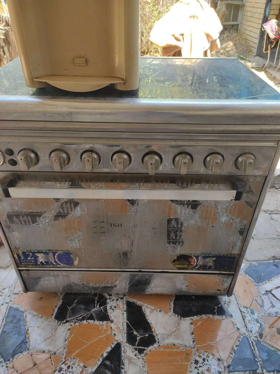 طباخ عشتار باب اول غساله ال جي باب اول براد ونسه باله كويت يشتغلن متروكات بمخزن سعرهن 175 كلهن بصره *********** جبيله شارع السايلو
