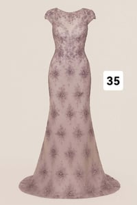 فساتين • ملابس نسائية