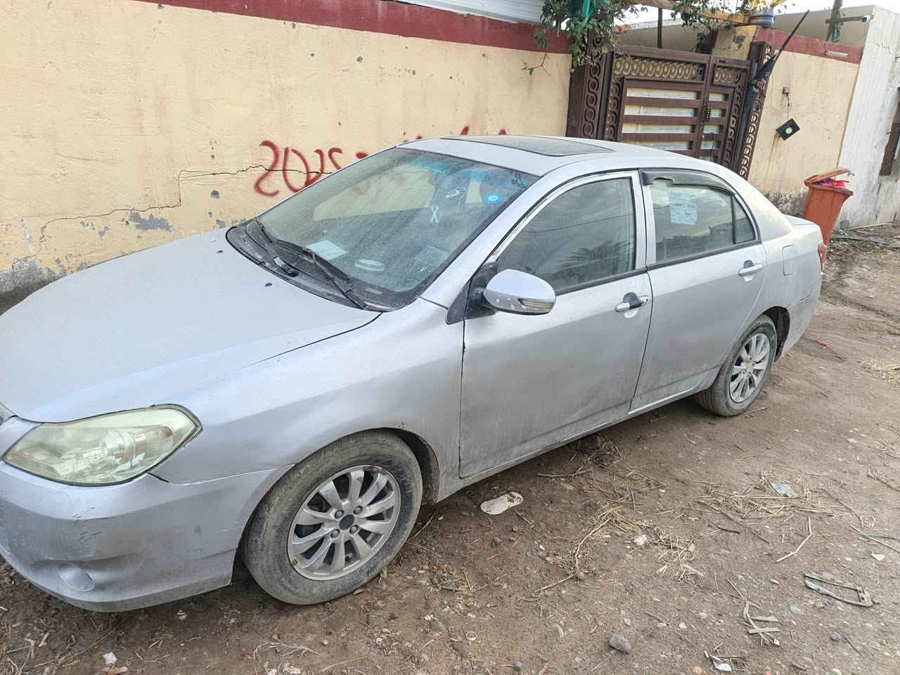 سلام عليكم بي واي دي كير ومحرك خير من الله الكير شاده جديد والمكينه ستوني مجفتها للبيع رقم مثنى السنويه نافذه سعرها ٤٧ورقه عنوانها واسط الزبيديه
***********
