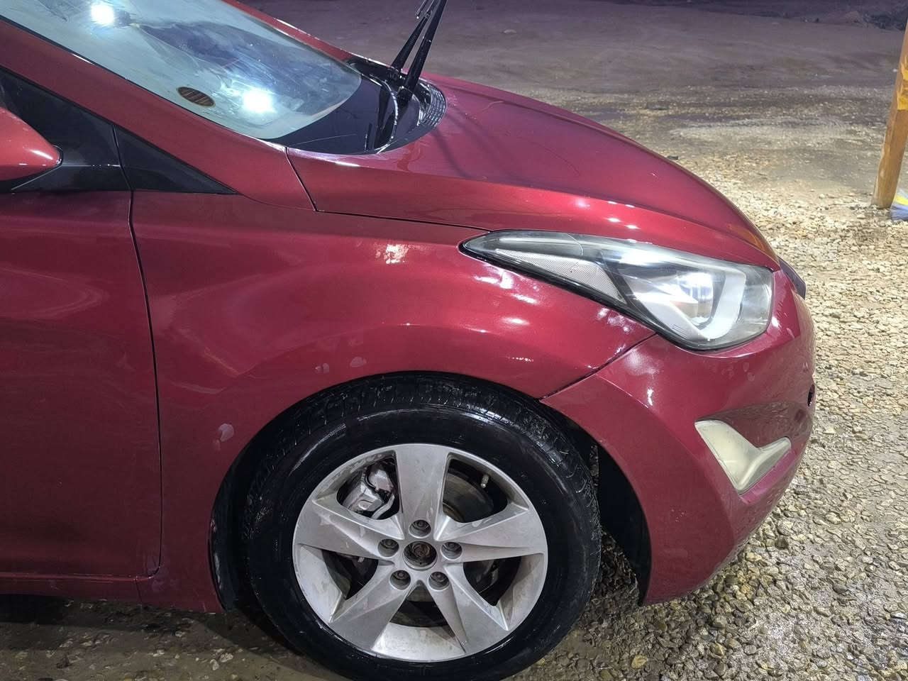 النترا خليجي 2012 رقم اربيل 
بيها 3 قطع صبغ بنيد مع الچاملغات الاماميه
محرك 1800 جديد 
كير وحداديه جديده
تبريد منظومه كامله جديد
تخم تاير
فتحه وكاميرا وشاشه اندرويد 
بصمة وبصمة ابواب وصندوق
تحكمات كامله 
تثبيت سرعه 
السياره جاهزه من كلشي سنويه لغاية شهر 12 / 2026
عندي وكاله عامه بيها 
السياره جاهزه مابيها اي نقص مال جناي
رقمي ***********
السعر 107
السونار مرفق مع الصور
مكان السياره الديوانيه المهناويه
