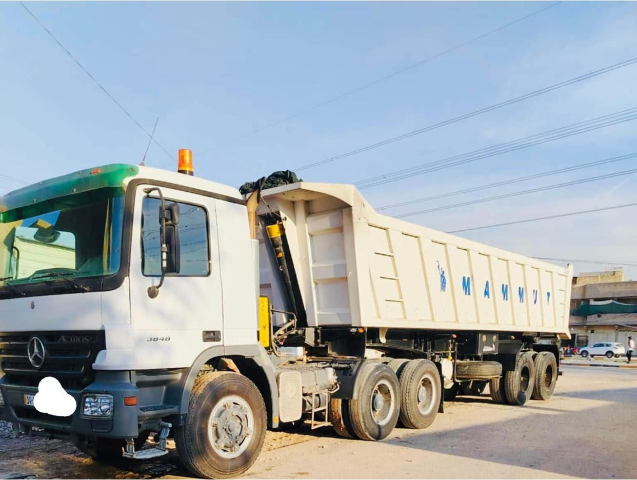 السلام عليكم للبيع نساف اكتروس موديل ٢٠٠٤ مسجلة ٢١ مكينة كير كفاله السيارة بلادية مكانها بغداد *********** / ***********مكلف بنشر الشراي يتصل
