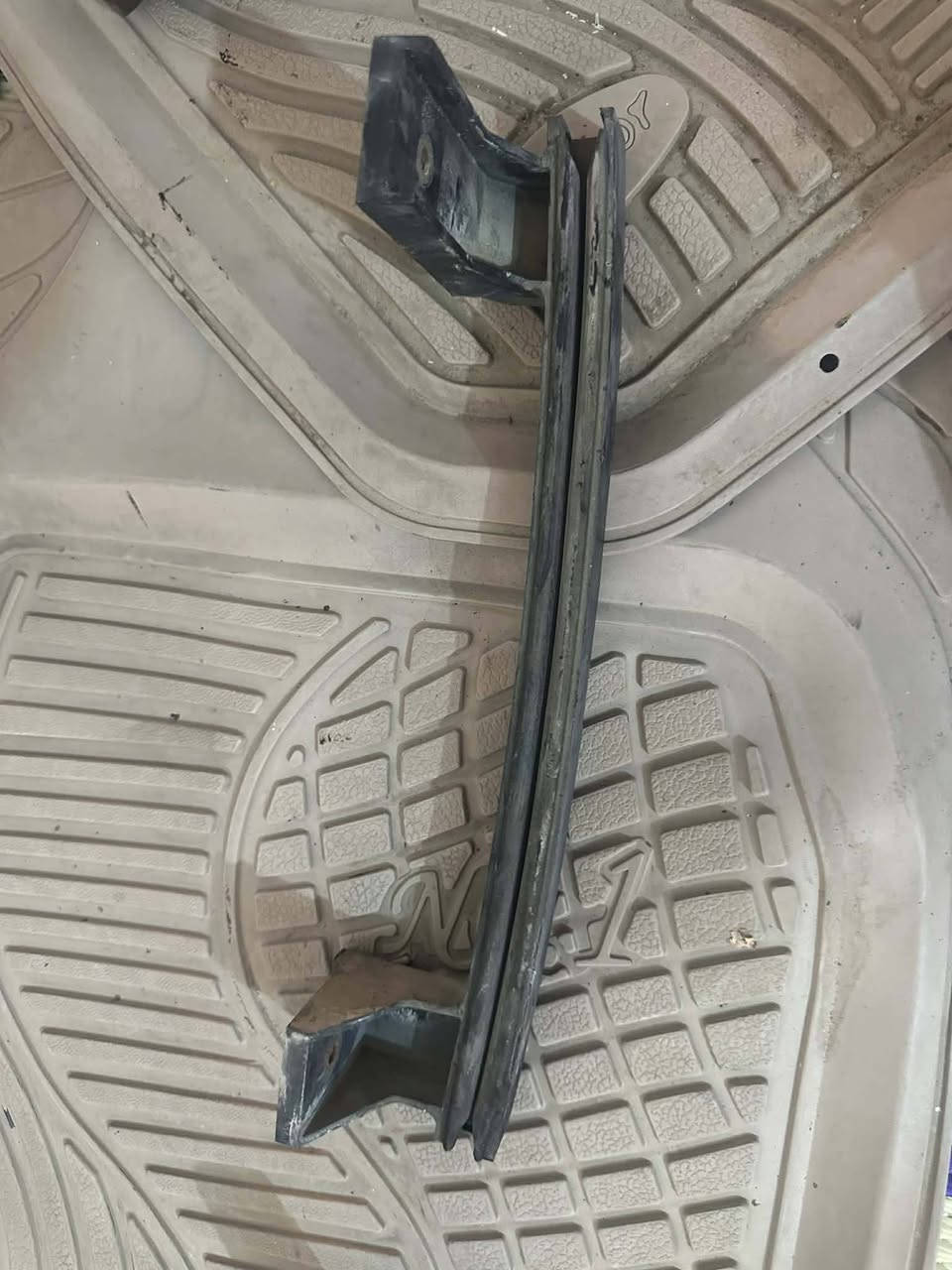 السلام عليكم من رخصت الادمن غراض مال حاويه اصليه مال سبكترا مكاني بابل اتصل ***********
