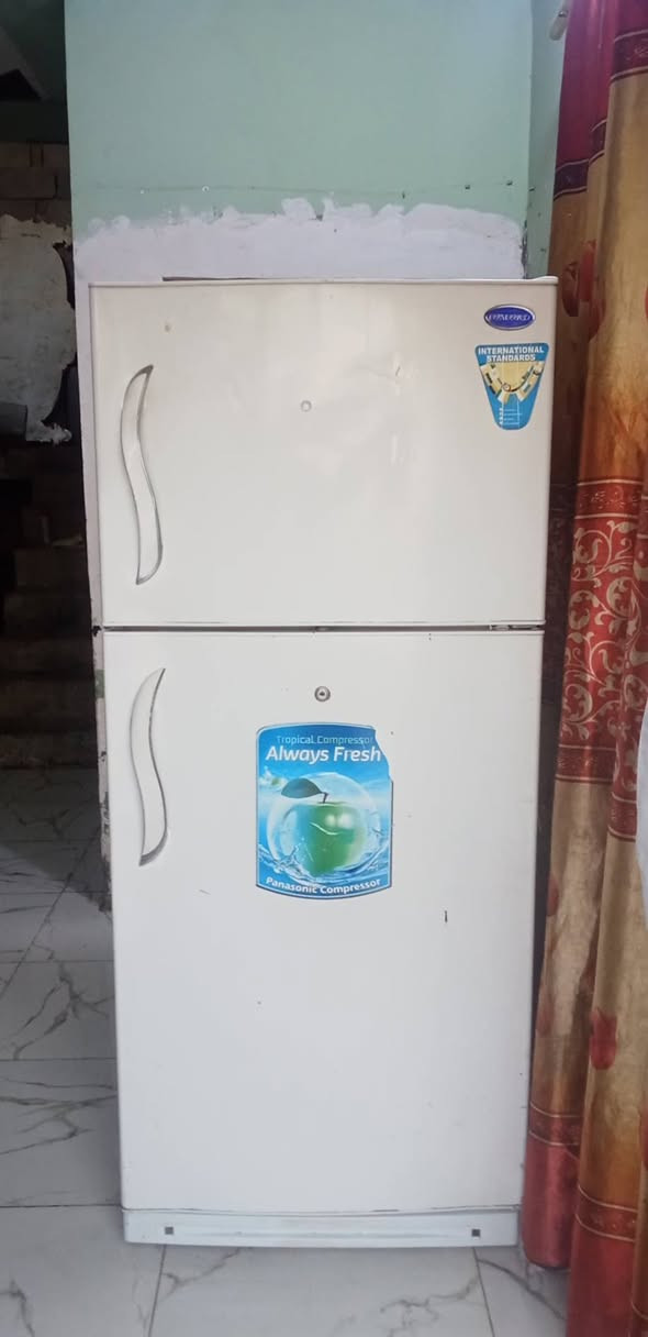 طباخ اخو الجديد 225ثلاجه بلاديه 24قدم سعر 240كاونترتفصال مترين وسنك متر سعر 250مدينه الصدر اكو توصيل ***********
