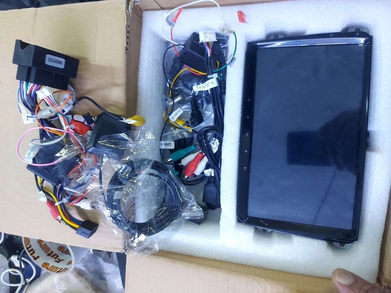 شاشة سيارة أندرويد فووول مواصفات بلكارتون مامستخدمة اغراضهة كاملة ب٦٥ الف مع التوصيل


**إذا كنت صاحب هذا الإعلان وتريد حذفه لأي سبب، رجاءا أرسل رسالة إلى الدعم الفني**