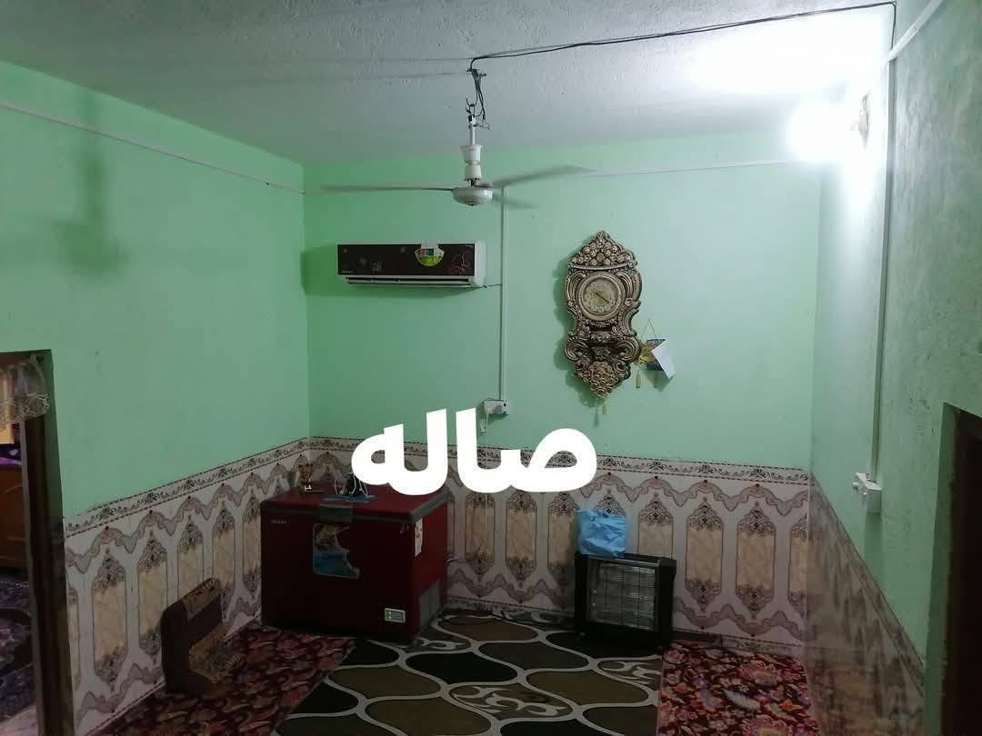 بيت للبيع منطقه الصخيين بناءا جديد كهربا جديد مجاري ماي يصعد بدون ماطور وكل شي متوفر يمه وغريب ع شارع السايدين بي وصل تطويب من البلدية من تعبر جسر الحولي يم صيدليه اليقين محتويات البيت غرفتين وصاله ومطبخ وديون منور حمام داخلي خارجي مساحته ١٤٠ متر سعره ٦٠ غريب ع شارع السايدين رقم الهاتف *********** بي واتساب
