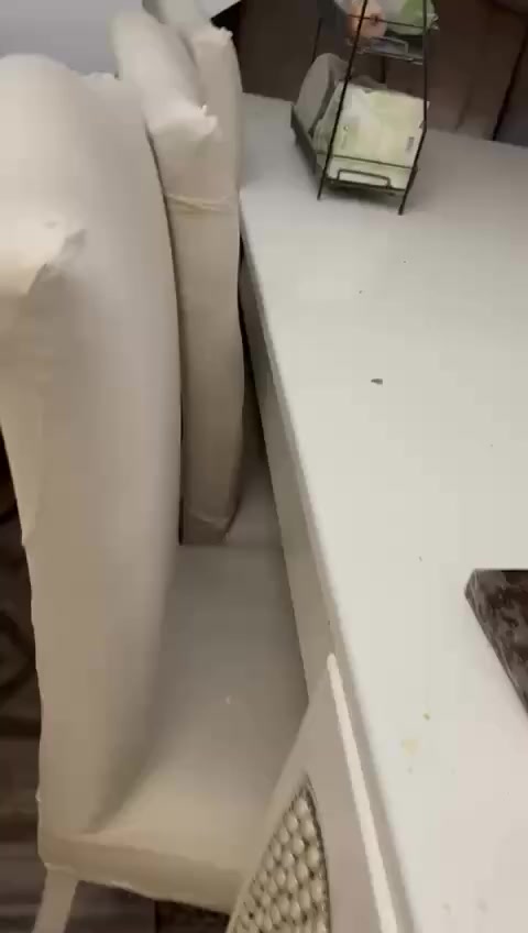 سلام عليكم
عندي غرفه طعام للبيع كامله سعر مناسب جدا واثاث فخم واي ضرر مابي


**إذا كنت صاحب هذا الإعلان وتريد حذفه لأي سبب، رجاءا أرسل رسالة إلى الدعم الفني**