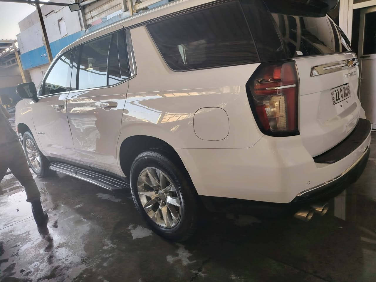 تاهو 2023 بريمير وارد امريكي رقم اربيل ترقيم جديد
عداد المشي ٥٠ الف
مواصفات سياره بريمير فول
رادار امامي جانبي وخلفي
نقاط عمياء
تحديد مسار
تحذير من الاصطدام الامامي
مقعد تنبيه السلامه
تنبيه خطوط الشارع عند النحراف
4بصمات +بصمه تشغيل
كشنات تدفئه وتبريد اماميه وخلفيه
ستيرن تدفئه
عرض تنبيه الاصددام في الزجاجه الاماميه
كشنات كهرباء وتحكم المقاعد الخلفيه من الامام عند سائق او بلخلف
لايت زينون بلادي
محرك 8 5300
سياره بيه قطعه ونص 
سياره نضيفه جدا وجاهزه وكل نقص مابيه
مكان سياره الحله
بيع فقط
***********
