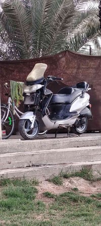 للبيع شقاله نظيفه الرقم 07810445563