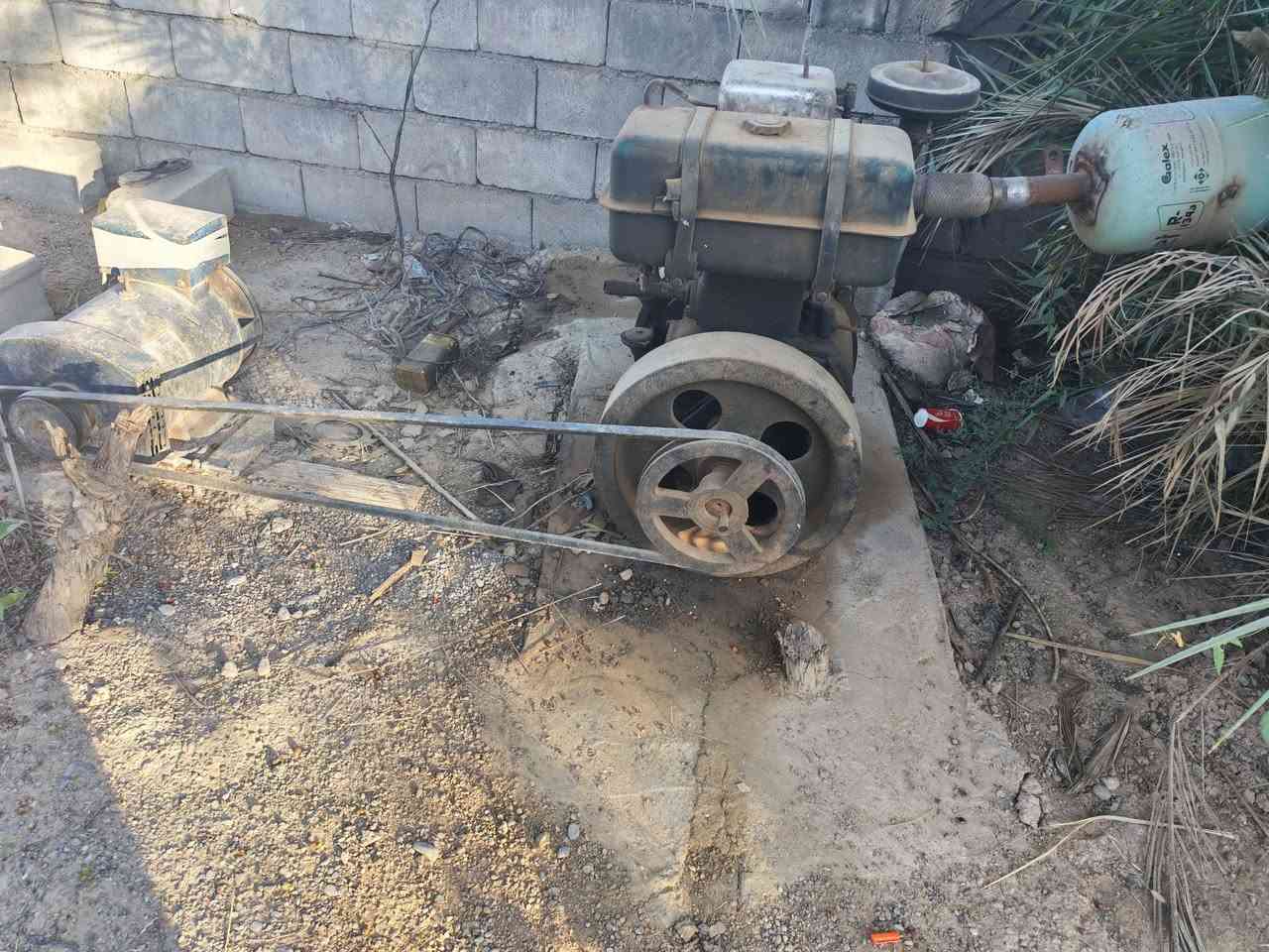 لستر حجم 8 للبيع جاهز شغال عنوان دلي عباس ***********
