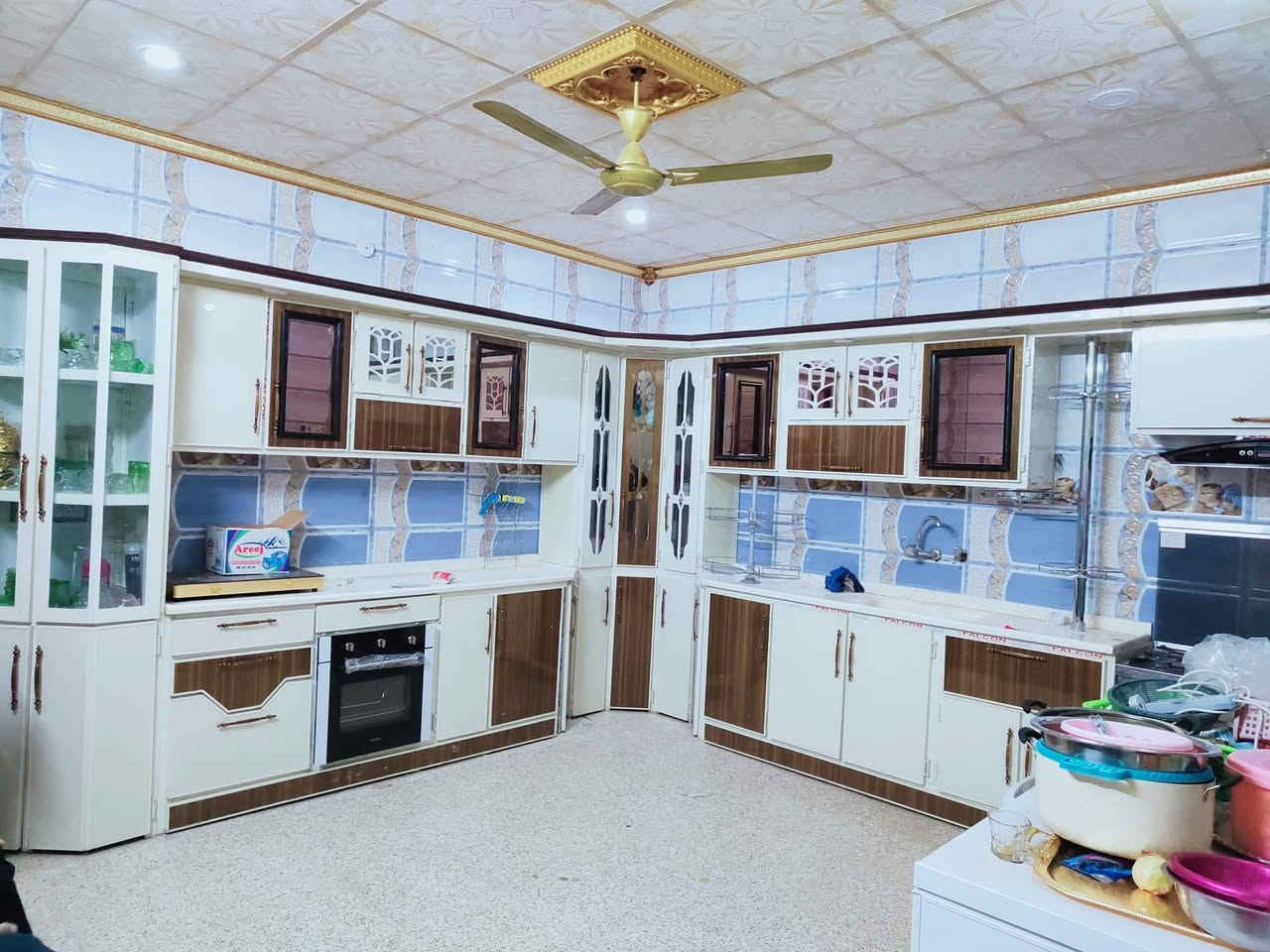 عروض معمل برج الذهبي الالمنيوم.. كاونترات نوع تركي ثقيل🇹🇷💯 سعر المتر 125 ألف  يشمل الشد والنقل ضمان 2 سنة المقطع 💯 بليت ثقيل الاستفسار أكثر الإتصال على الارقام التاليه
***********📞
***********📞
  فرعنا الأول  موصل الأيمن  موصل الجديدة فرع السايلو 
       فرعنا الثاني موصل الايسر  حي العربي
