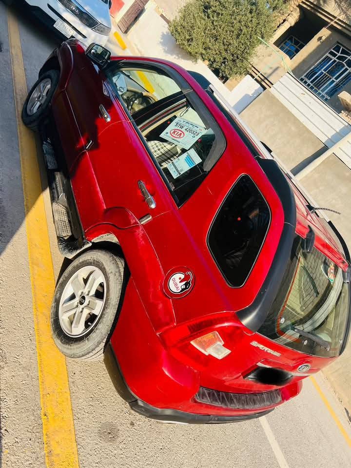 سيارة سبورتج ٢٠٠٩ سيارة نضيفة (مكلف بالنشر ) مابيها ضرر السيارة ثاني يوم تحويل رقمها ديالى  السعر112 للاستفسار 
وبيها مجال
***********
***********
