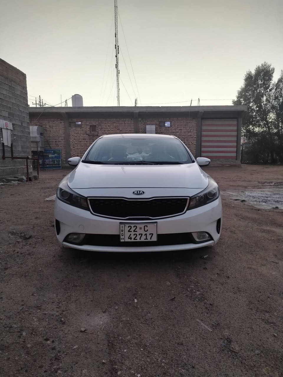 السلام عليكم سيراتو للبيع موديل ٢٠١٧ مكفوله من كلشي أرقام انكليزي ستوهه صاعده هزه السياره جديده السعر ١٤٠ معه المجال الاستفسار على الرقم ***********
