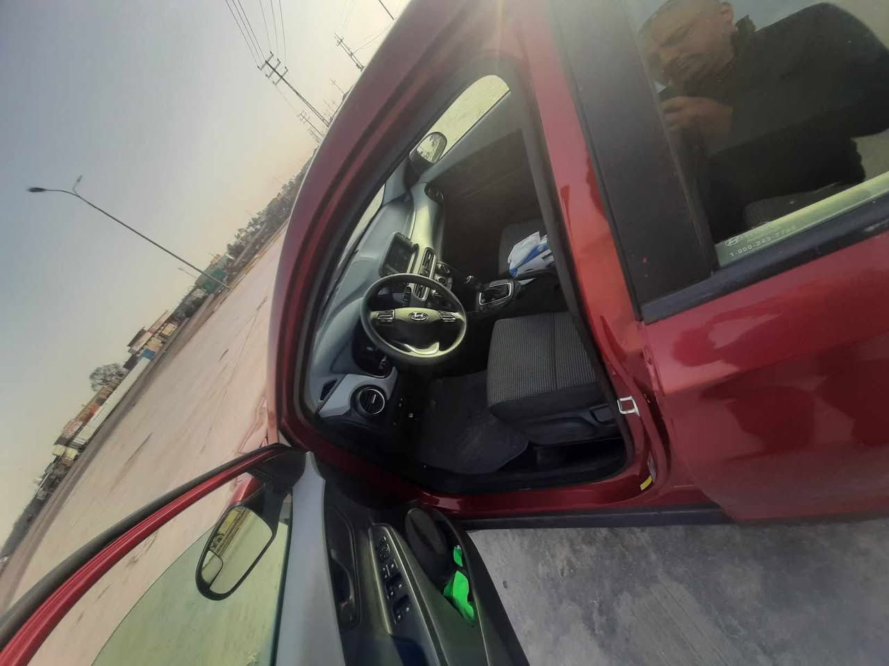 كونا ٢٠٢٠ وارد أمريكي بيها ٣ قطع صبغ بين البابين وبالتكمة كد شبر ليبل واحد بدون تبديل ايرباك ستيرن فقط ماشيه ١١٧ محرك دوش كير اي تي مرغوب تحكمات رادار تحديد مسار ١٢٠ وبيها مجال
***********
