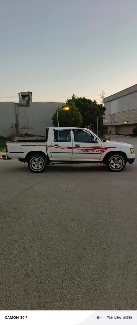 السلام عليكم
سيارة دير دبل قمارة موديل ٢٠١٣ 
رقم نجف نكليزي بأسمي تحويل ثاني يوم السيارة مكفولة ماعدى الهلالات مصلحه ومصبوغه تايرات ومحرك وگير جديد والسيارة جديدة مامتعوبه احلا من الصوره مكان السياره بابل السده مهناويه السعر ٦٨ وبيها مجال قليل رقم صاحب السيارة 
***********
