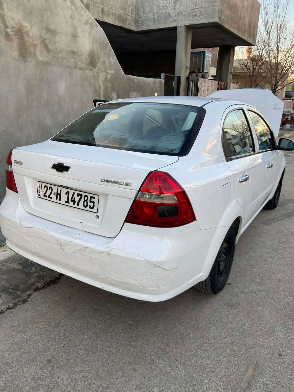 ئەڤیۆ 2008سپی 
گێڕعادی 
سەنەوی تا 2029 تازەیە 
دوو پارچەی بۆیاخە ڕەسمی سۆنەرەکەیم داناوە  
بەشەرتی تەحویل و غەرامە 
سەیارەیە پاک و  بێ مەسرەفە  و جوانە و بەنزین کەم دەخوات 
کۆبۆنی بەنزینی هەیە 
نرخی 57$ وەرەقە و مەجالێکی کەم 
بۆ زانیاری زیاتر پەیوەندی بەم ژمارانەوە بکەن و من تەنها بڵاوم کردوەتەوە سەیارەکە لە چەمچەماڵە 
***********
***********
***********
*********** السليمانية, العراق
