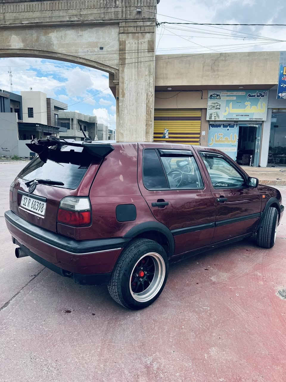 كولف مديل 93 سياره  للبيع سياره بسمي كابون بانزين بيها سياره مابيها نقص مجهزه  المحرك بي نفخ والكير بي صوت بوربرين سياره جاهزه  هزه جديده طخم خلفي امامي جديد 
تاير عريض ويلكب رياض كزوز جارنجر سياره ماناقصها شي مكانها موصل السعر 41 وبيها مجال قليل  ***********(***********)
