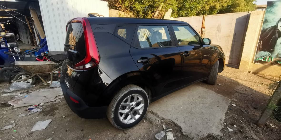 للبيع صول موديل ٢٢ كلين جديده رقم بغداد الجديد باسمي تحويل مباشرالسعر ١٦٥ وبيها مجال بسيط مكاني بغداد الجديده وارد أمريكا فقط شخوط والدعاميه الأماميه مفتوحه ومرجعه للاتصال ***********
