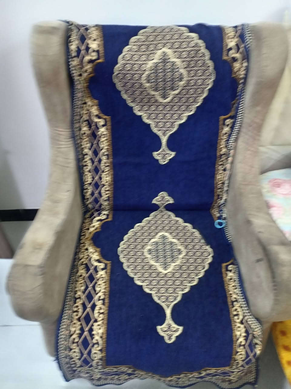 نص تخم نسبه النظافه ٥٠ ٪
سعره ١٥٠ للتواصل *********** مكاني بغداد
