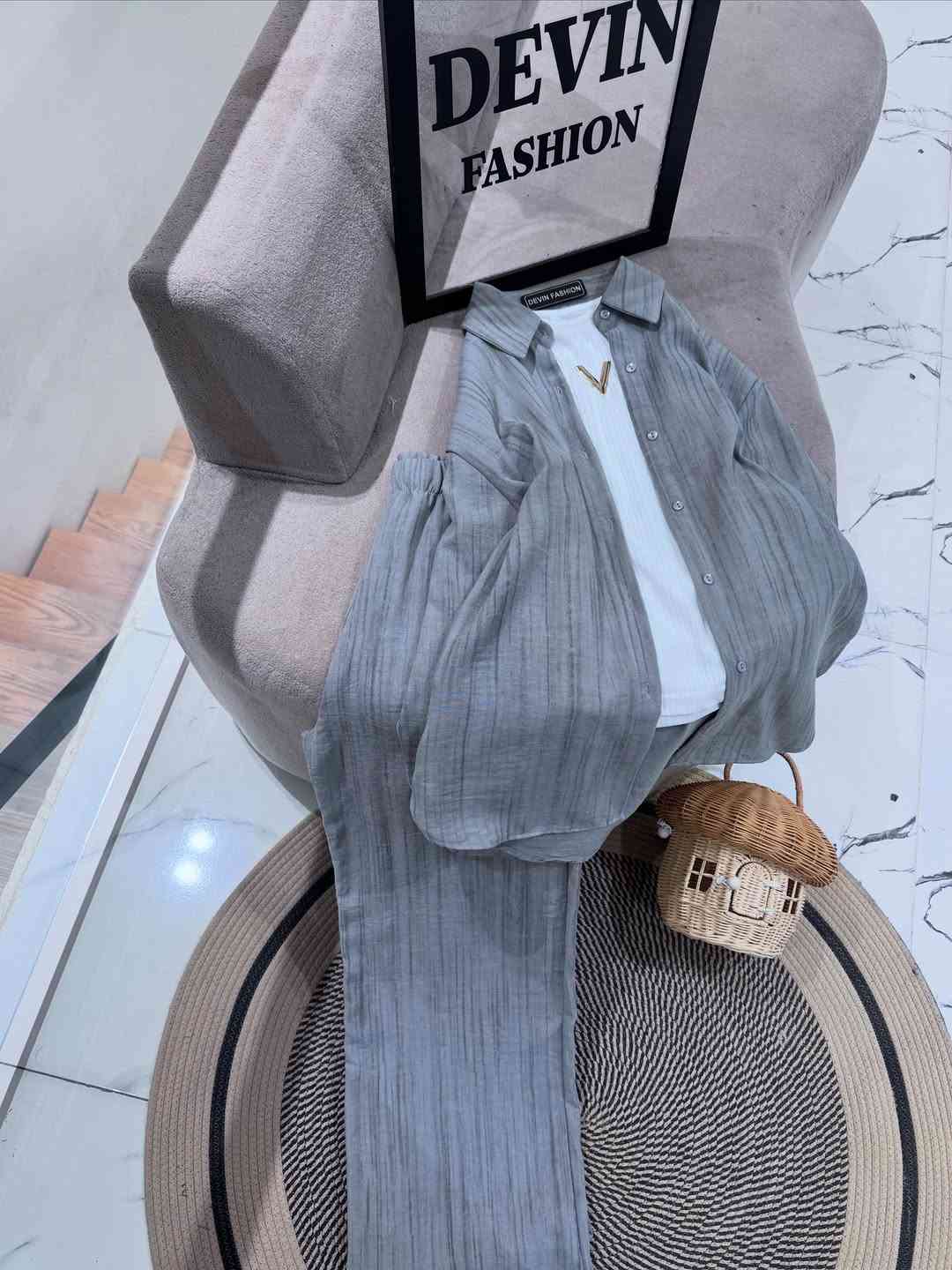 سوت للن 3 قطع كوالتي عالي جداً✨
خامه بارده 
قياسات 38-46✨
طول القميص 75cm✨
بنطرون كيلوت طول كامل 
راهي ✨
قطع محدوده✨ 
#اكسبلور_فولو #اكسبلور_explore #اكسبلورر #اكسبلور_العراق_السعوديه_الاردن_ايران_الكويت_طق_لايكات_كومنت_يلاا💙 #اكسبلور_ضيفونا


**إذا كنت صاحب هذا الإعلان وتريد حذفه لأي سبب، رجاءا أرسل رسالة إلى الدعم الفني**