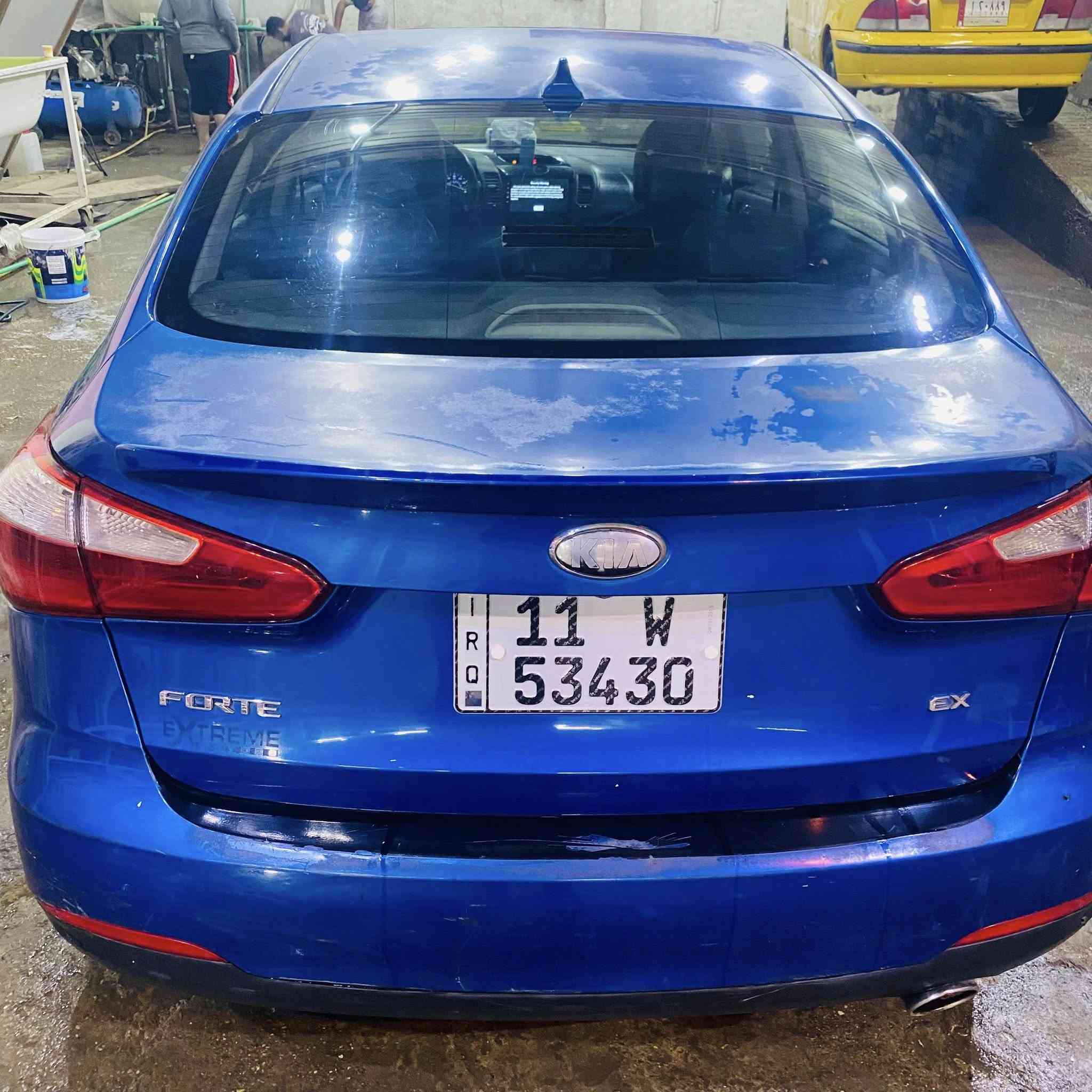 السلام عليكم
كيا فورتي موديل2024 وارد امريكي بيهة 5 قطع صبغ السونر مرفق بالصور 
السيارة فوول ex محرك 2000gdi
سلايد 
تدفئة وتبريد بالكشن 
كشن ميموري
3 بصمات 
4 تحكمات استيرن 
كروس سرعة 
بعد بيهة هواي شغلات 
السعر 99 وبيهة مجال بسيط 
مكاني بغداد الكريعات 
للستفسار ***********
