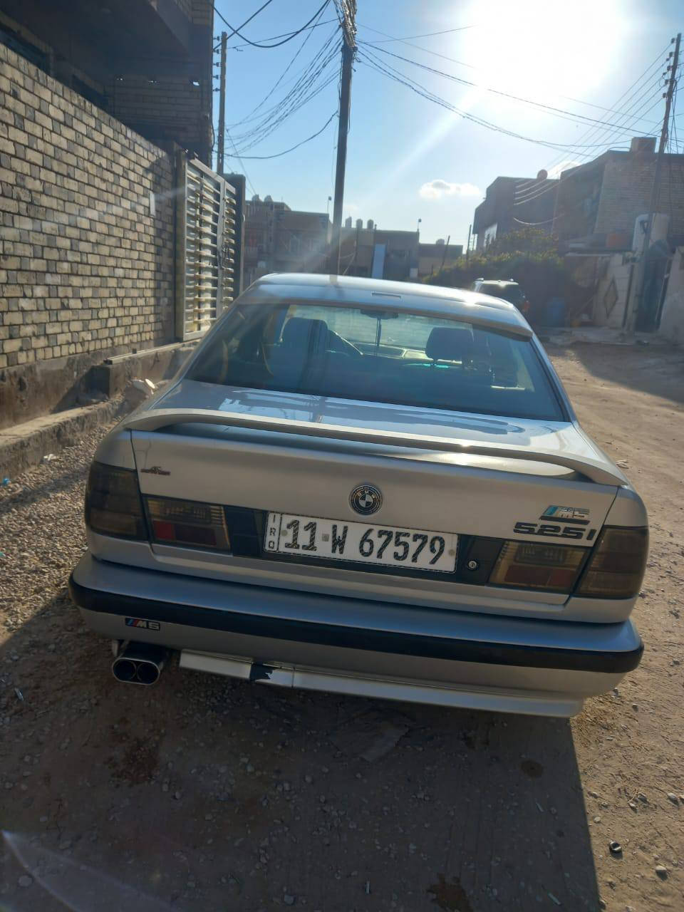 525 موديل 93 سيارة حلو وجاهزه للبيع ***********
