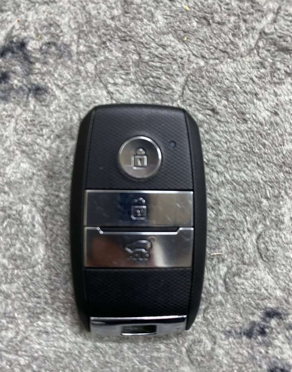 بصمه سرنتو اصلي مال وكاله ما مستخدم يرهم كل موديل سعر ٥٠ الف قفل مكاني كركوك ***********
