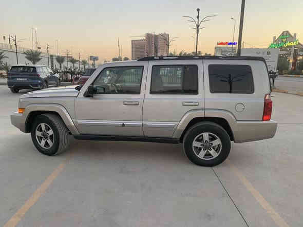 جيب كومندر 2007رقم بغداد سياره كلش جديده مناقصه برغي تبريد ثلج صدر جديد تايرات جديده 7 راكب بسمي  محرك 6 سلندر 3700 كامره  تبريد 3 قطع السعر 11  وبيه مجال مكانه السيديه 
***********
