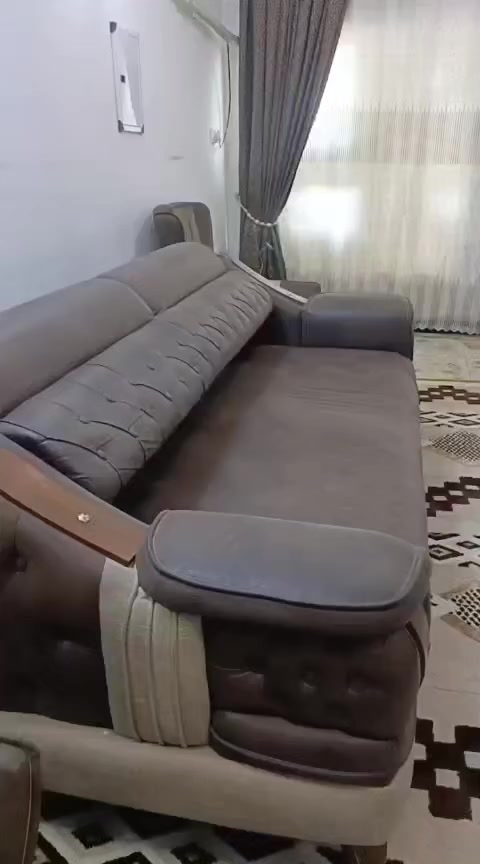 السلام عليكم 
متوفر يمي تخم او برده او زوليه جمع او الي يريد مفرد عادي اذا كلهن 450 او اذا التخم مفرد سعره 350 او البرده 6 امتار وطول 3 درجه اوله او بيها ماسكاتها سعره 80 او الزوليه سعره 80 الي ايريد تفاصيل اكثر خاص او كل الهلا


**إذا كنت صاحب هذا الإعلان وتريد حذفه لأي سبب، رجاءا أرسل رسالة إلى الدعم الفني**