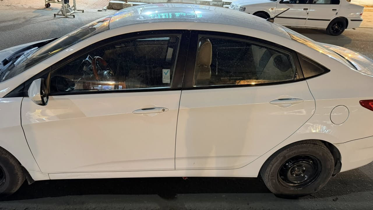 السلام عليكم اكسنت 2015 للبيع
مكينه 1600مكينه ما مفتوحه كير حداديه خير من الله تايرات جدد سنويه جديده باسمي هزه جديده لايتات زنون فول مواصفات فحته بالقماره تحكمات ستيرن شاشه كامره خلفيه سستم مضخمات صوت تبريد ماشاءالله ما يتكابل بدون صبغ بدون معجون بدون تبديل شراي اتصل على الرقم
***********
